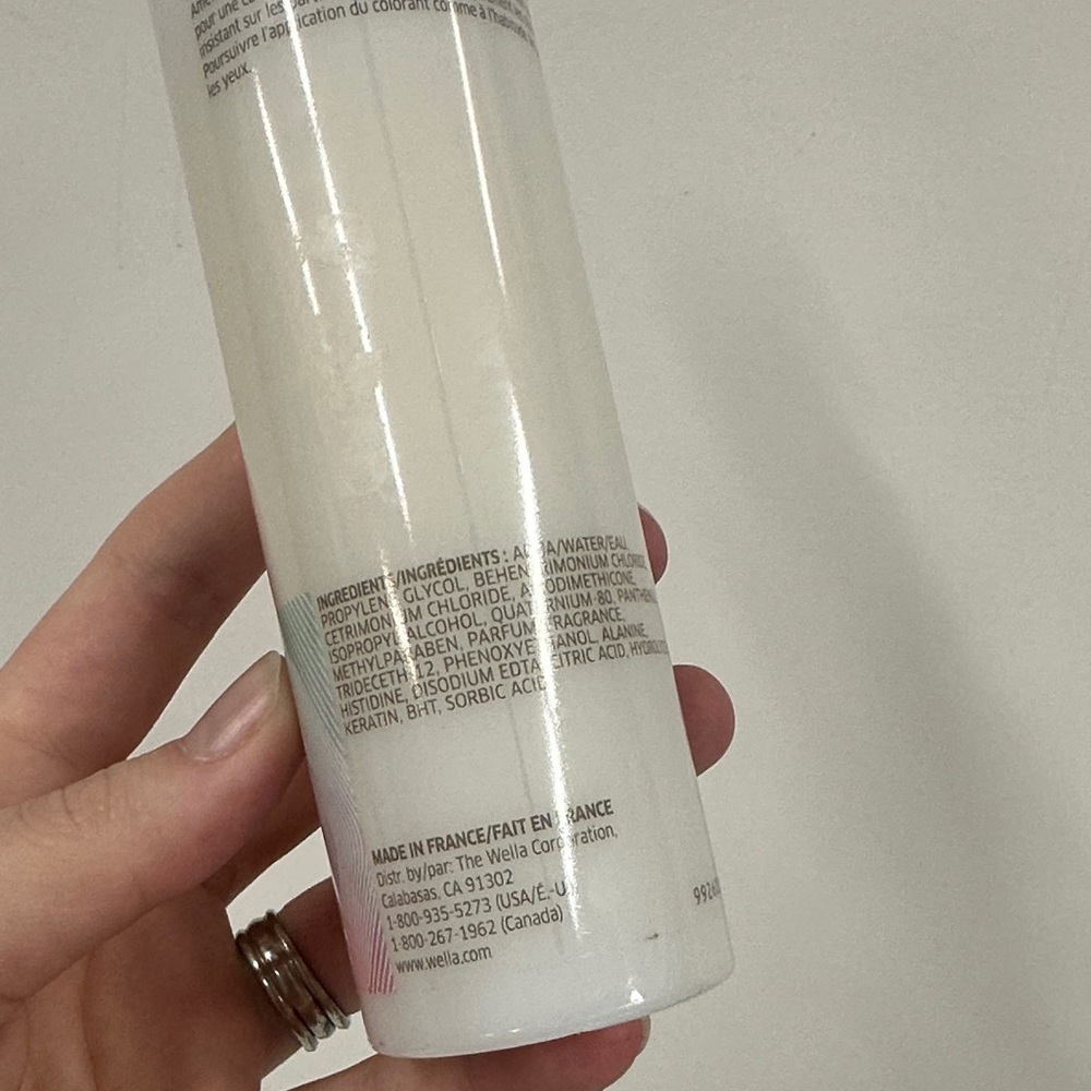 Wella ColorMotion Pre-Color Treatment  surface enhancer - Picture 3 of 4